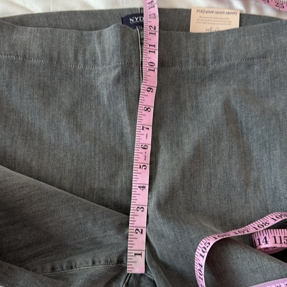 NYDJ Jeans size P1X Pull On Tummy Control No Gap Elastic Waistband Slim Bootcut - Picture 10 of 11